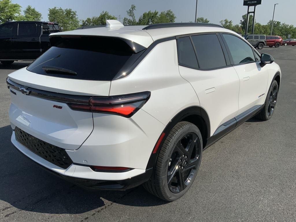 new 2025 Chevrolet Equinox EV car, priced at $40,952