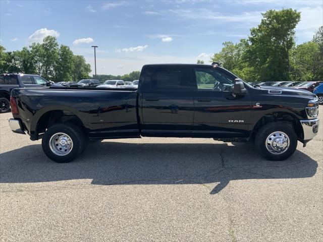 new 2025 Ram 3500 car, priced at $70,963