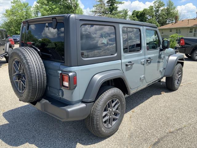 new 2025 Jeep Wrangler car, priced at $47,526