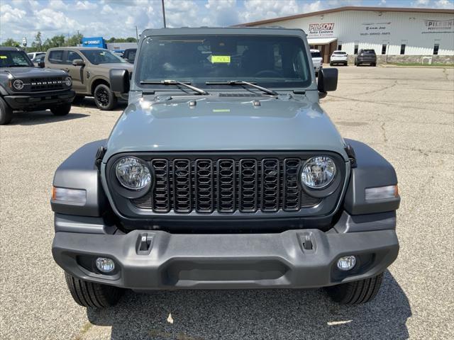 new 2025 Jeep Wrangler car, priced at $47,526