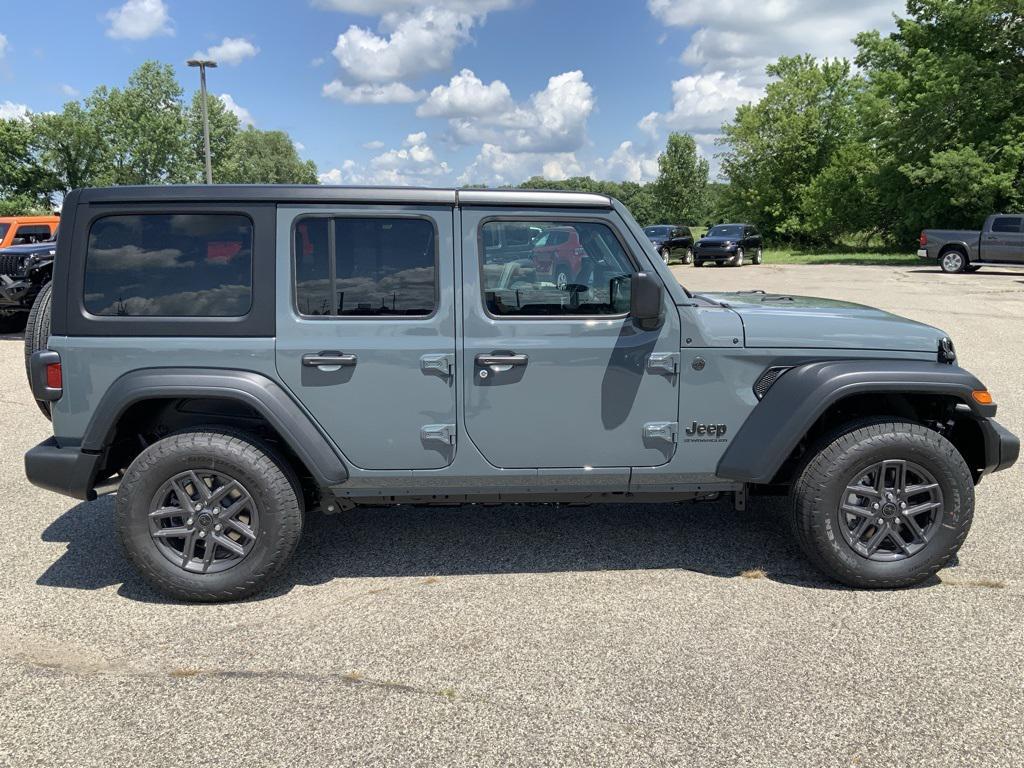 new 2025 Jeep Wrangler car, priced at $46,435