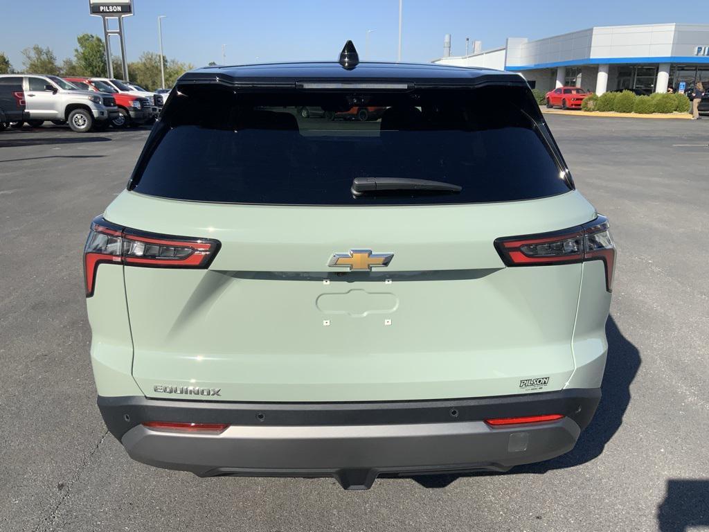 new 2026 Chevrolet Equinox car, priced at $32,924