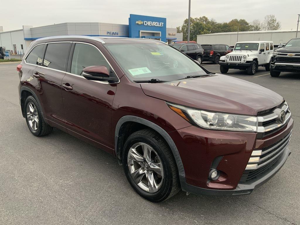 used 2019 Toyota Highlander car, priced at $29,500