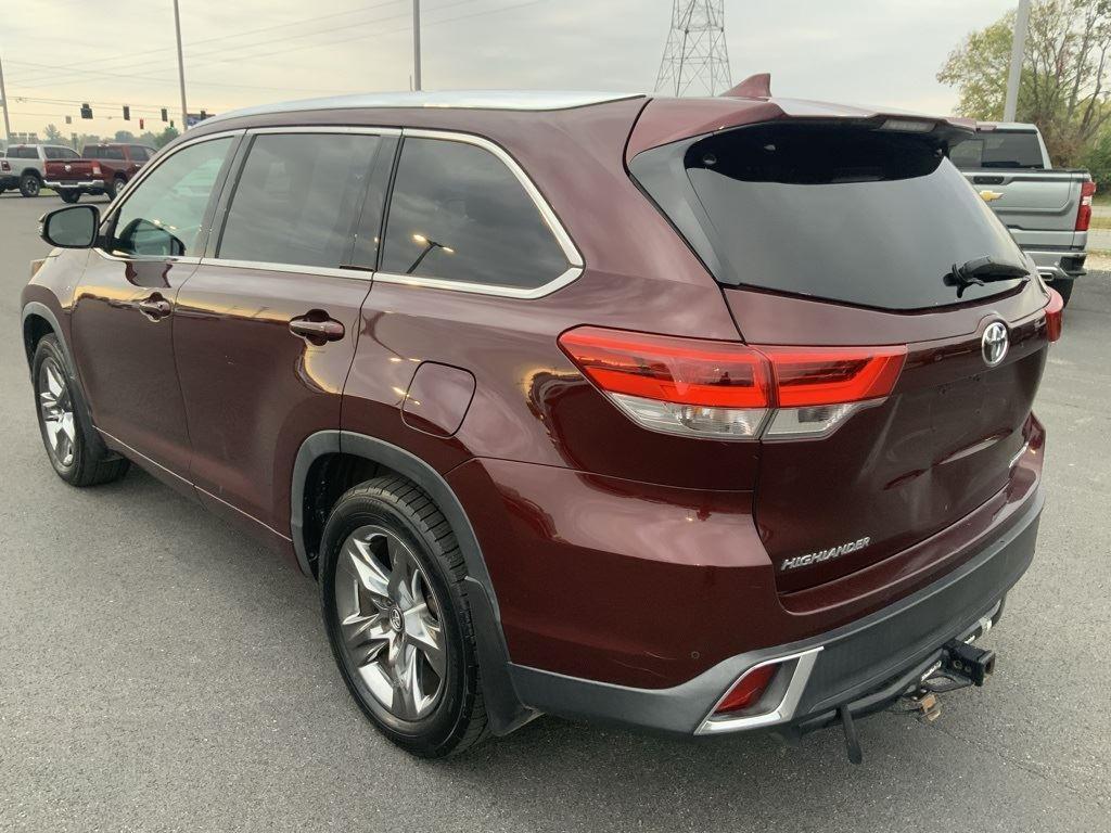 used 2019 Toyota Highlander car, priced at $29,500