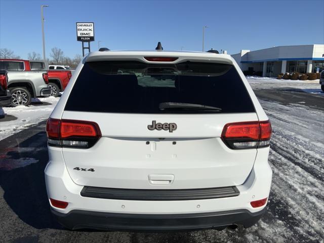 used 2016 Jeep Grand Cherokee car, priced at $11,900