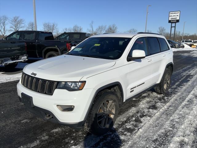 used 2016 Jeep Grand Cherokee car, priced at $11,900