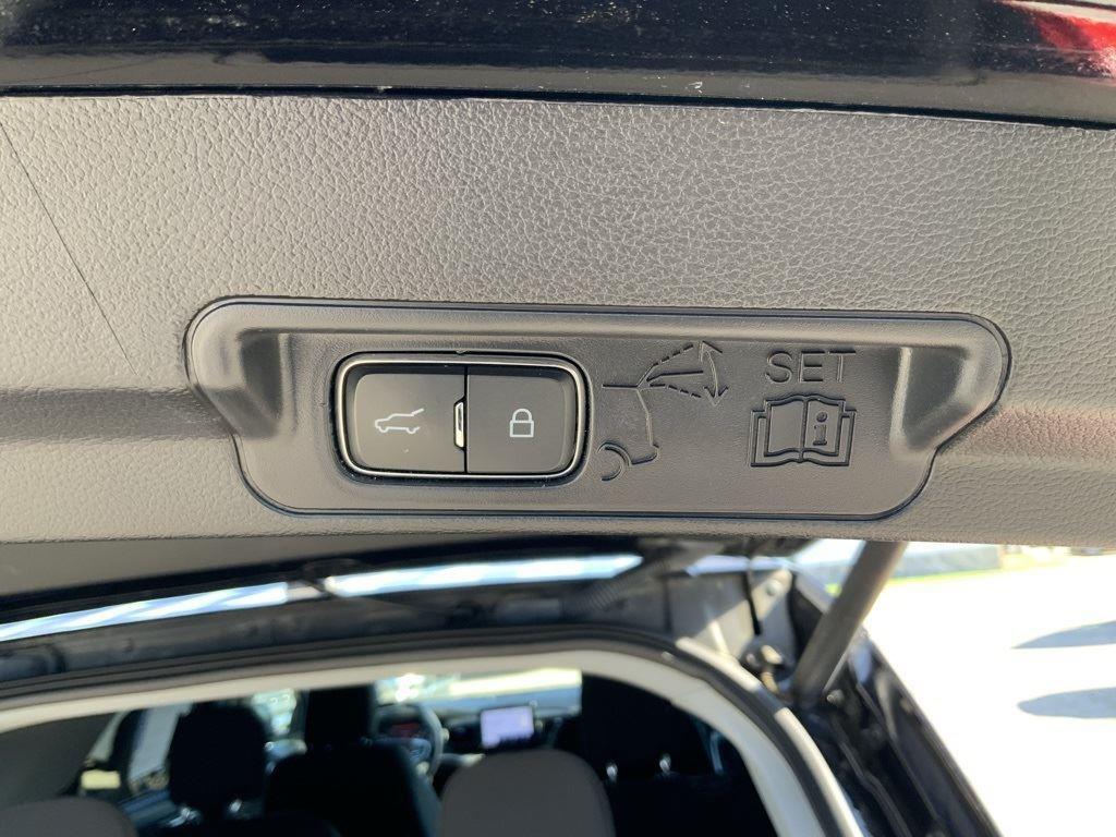 used 2022 Ford Explorer car, priced at $28,800