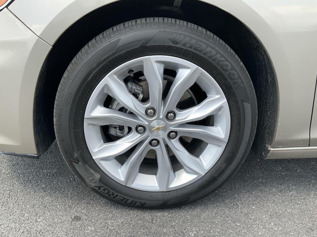 used 2025 Chevrolet Malibu car, priced at $23,000