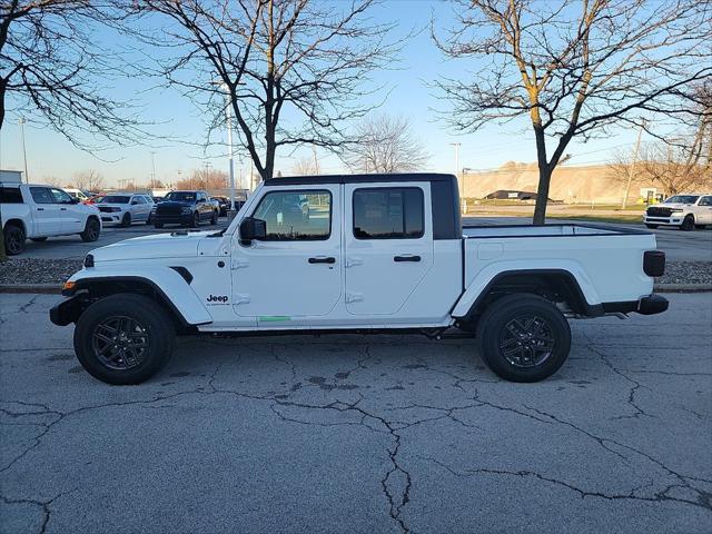 new 2025 Jeep Gladiator car, priced at $52,040