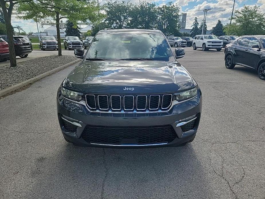 new 2024 Jeep Grand Cherokee car, priced at $50,295