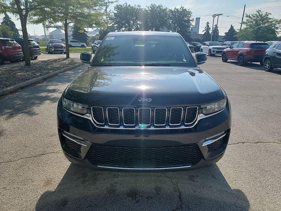 new 2024 Jeep Grand Cherokee car, priced at $50,295