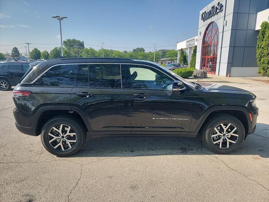 new 2024 Jeep Grand Cherokee car, priced at $50,295