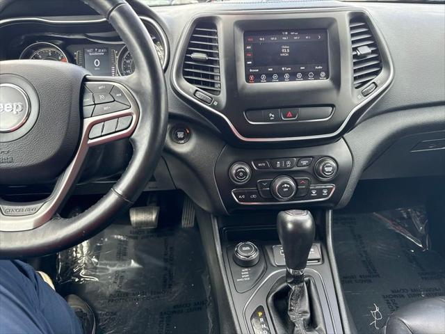 used 2019 Jeep Cherokee car, priced at $12,291