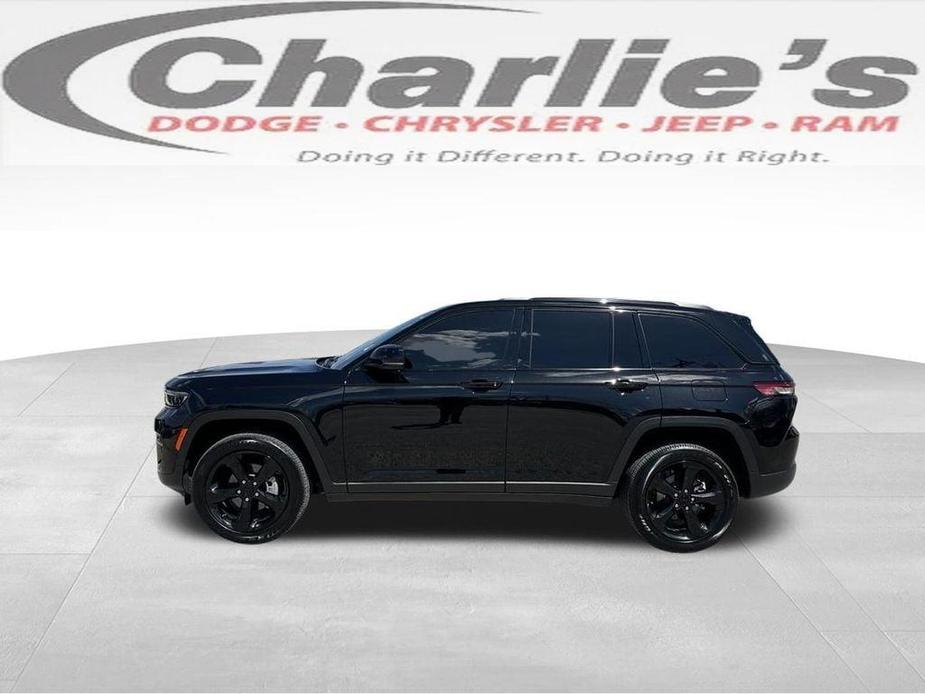used 2023 Jeep Grand Cherokee car, priced at $39,335