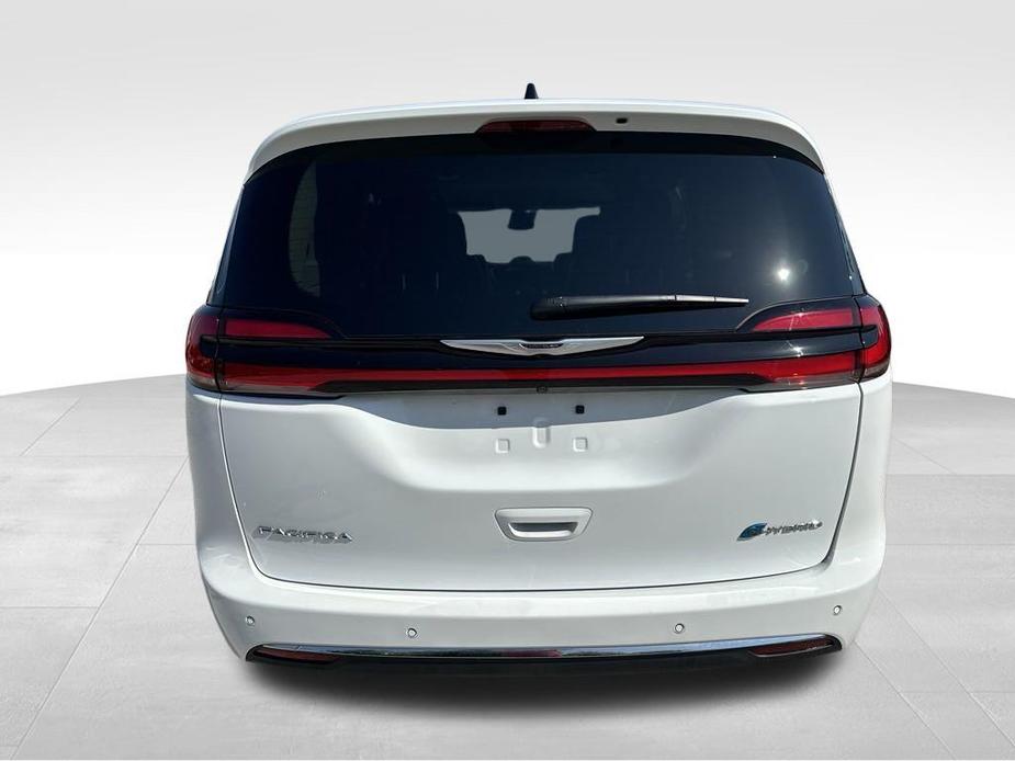 used 2023 Chrysler Pacifica Hybrid car, priced at $39,558
