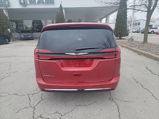 new 2025 Chrysler Pacifica car, priced at $45,920