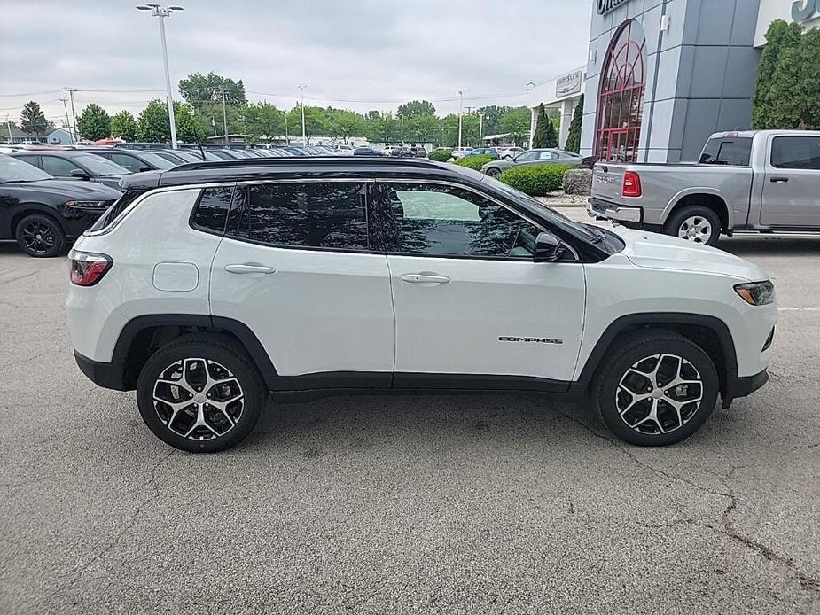 new 2024 Jeep Compass car, priced at $35,340