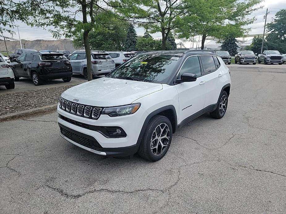 new 2024 Jeep Compass car, priced at $35,340