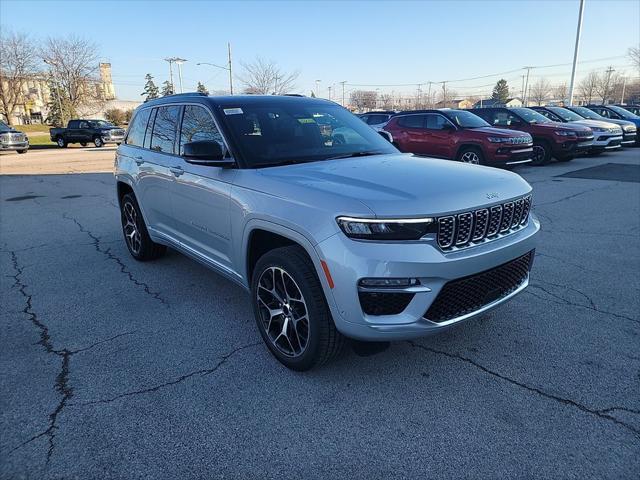 new 2025 Jeep Grand Cherokee car, priced at $69,200