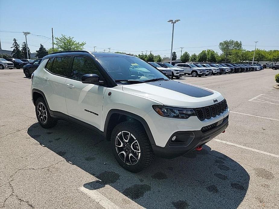 new 2024 Jeep Compass car, priced at $38,065