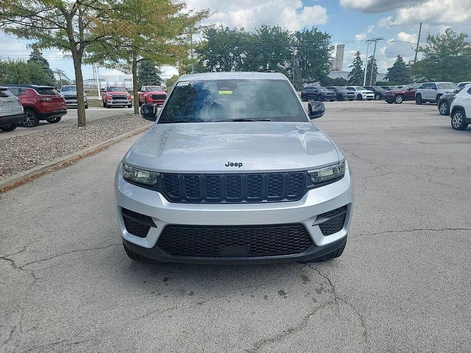 new 2024 Jeep Grand Cherokee car, priced at $47,030