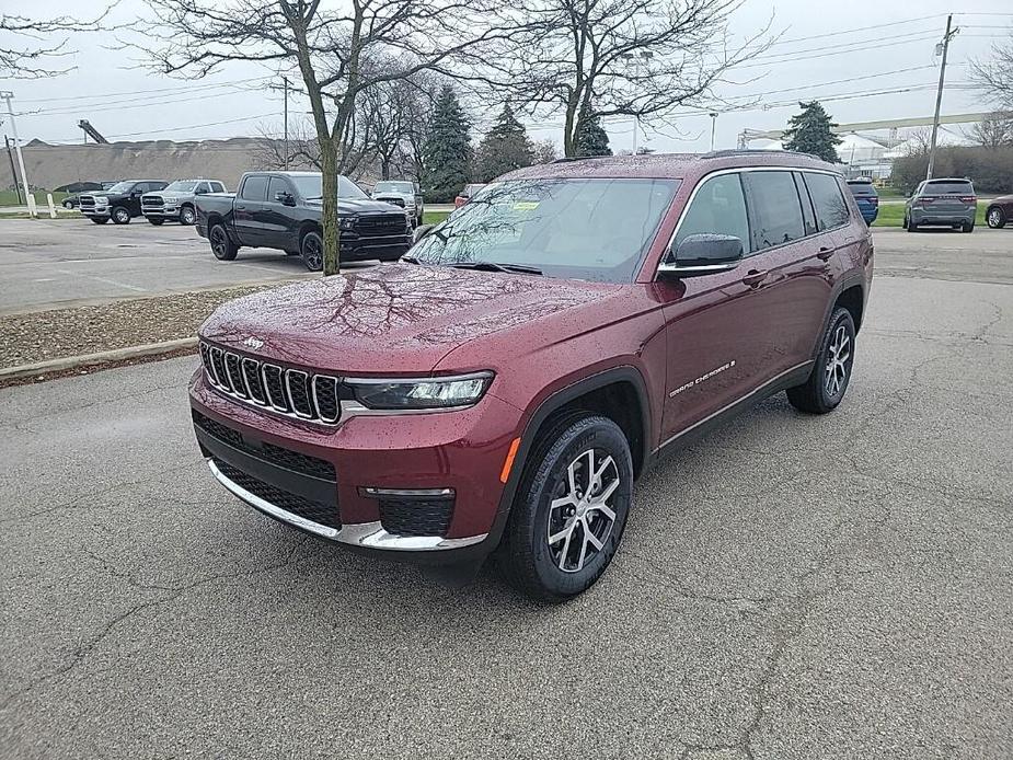 new 2024 Jeep Grand Cherokee L car, priced at $52,295