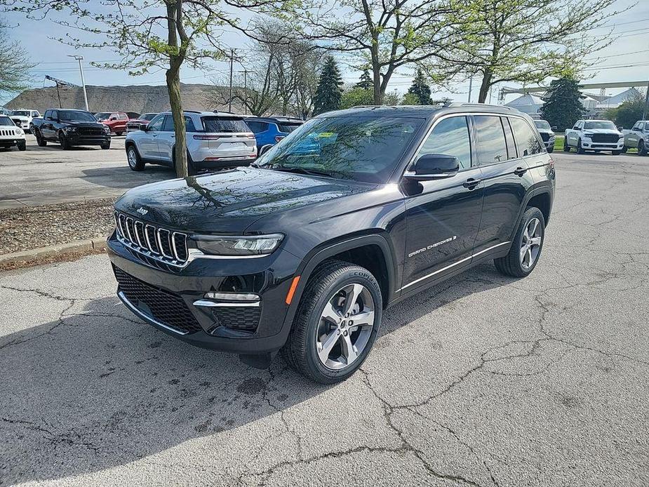 new 2024 Jeep Grand Cherokee car, priced at $57,210