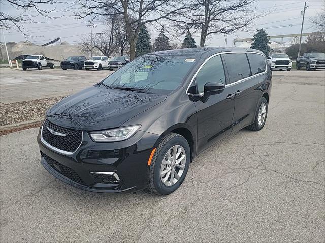 new 2025 Chrysler Pacifica car, priced at $48,420