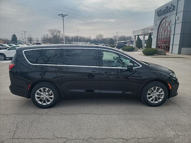 new 2025 Chrysler Pacifica car, priced at $48,420