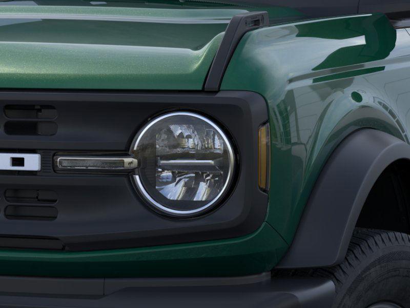 new 2025 Ford Bronco car, priced at $40,285