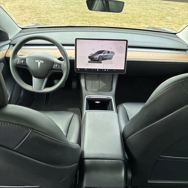 used 2022 Tesla Model 3 car, priced at $26,500
