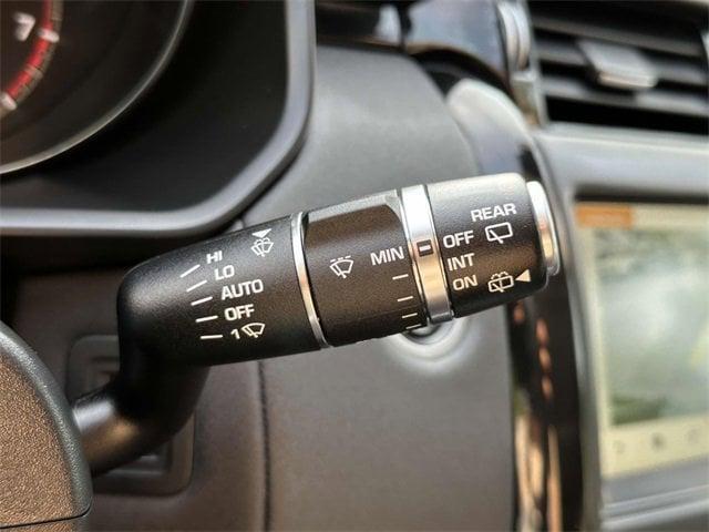 used 2019 Land Rover Discovery car, priced at $20,981