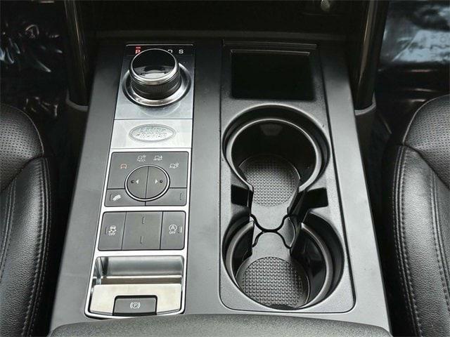 used 2019 Land Rover Discovery car, priced at $20,981