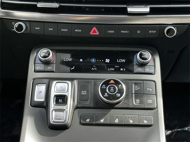 used 2024 Hyundai Palisade car, priced at $42,981
