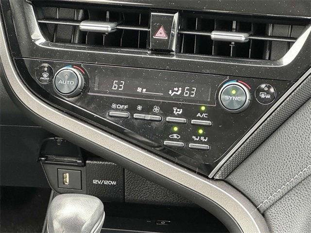 used 2022 Toyota Camry Hybrid car, priced at $27,900