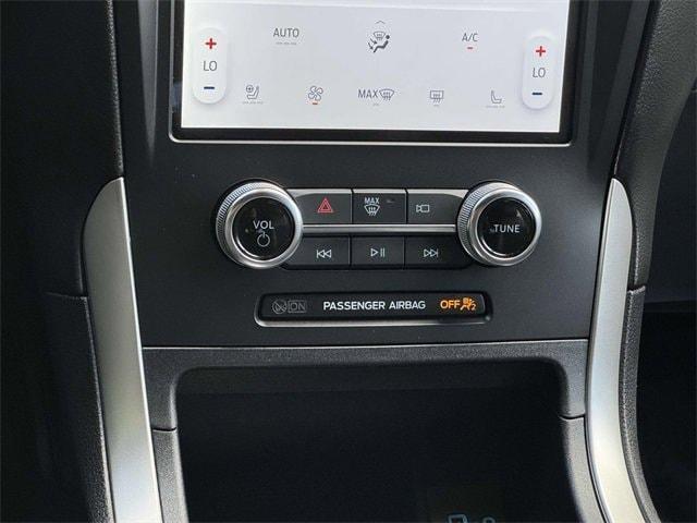 used 2024 Ford Edge car, priced at $32,000