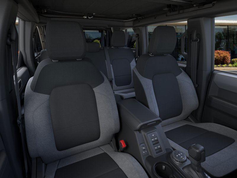 new 2025 Ford Bronco car, priced at $40,595