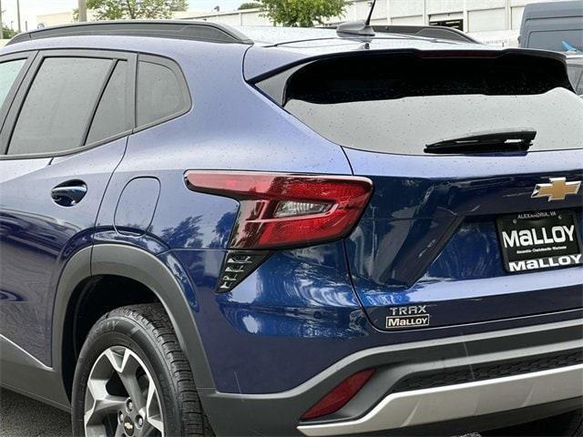 used 2024 Chevrolet Trax car, priced at $20,981