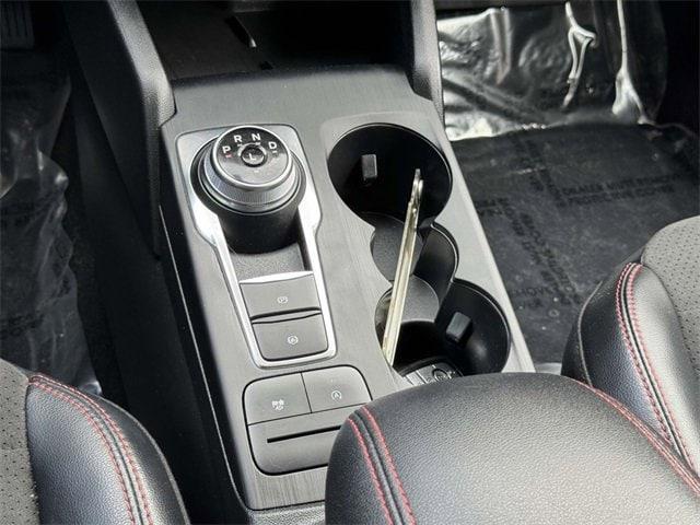 used 2022 Ford Escape car, priced at $25,581