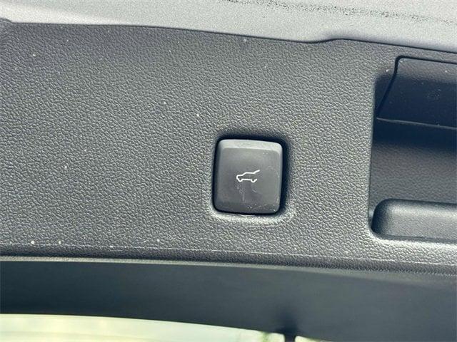 used 2022 Ford Escape car, priced at $25,581