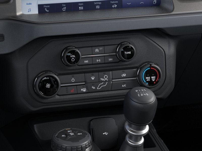 new 2025 Ford Bronco car, priced at $40,285