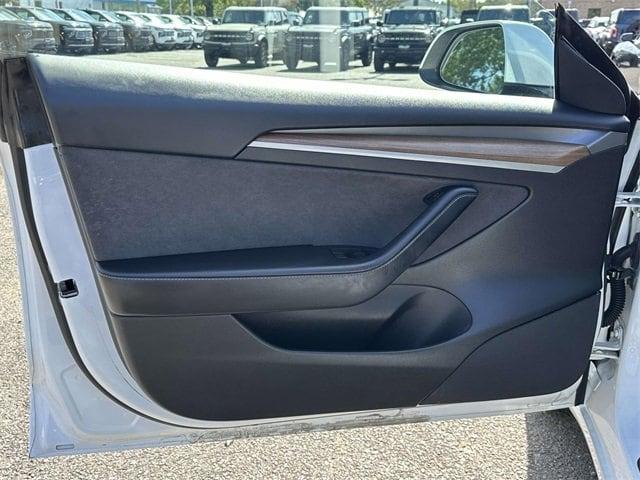 used 2022 Tesla Model 3 car, priced at $26,000