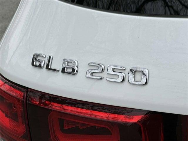 used 2020 Mercedes-Benz GLB 250 car, priced at $25,491