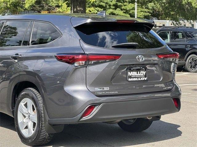 used 2021 Toyota Highlander car, priced at $29,500