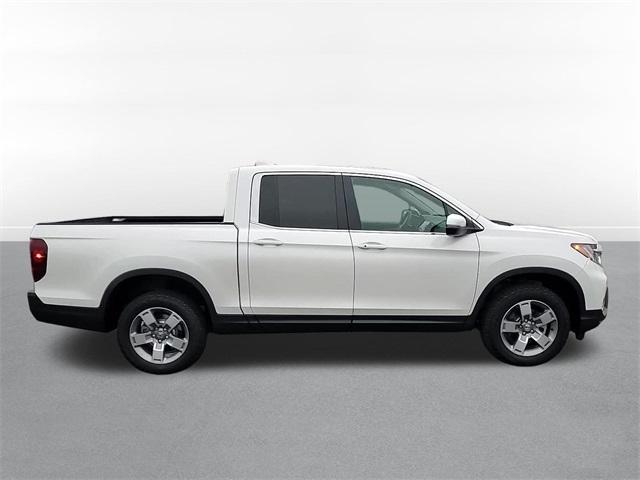 new 2025 Honda Ridgeline car, priced at $42,565