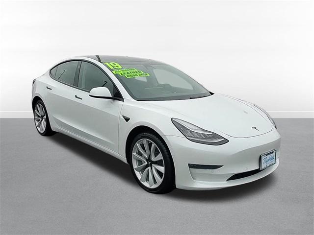 used 2019 Tesla Model 3 car, priced at $21,000