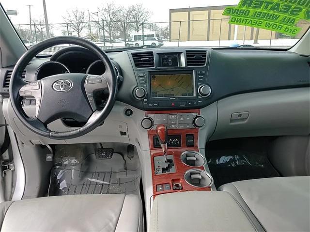 used 2010 Toyota Highlander car, priced at $11,500