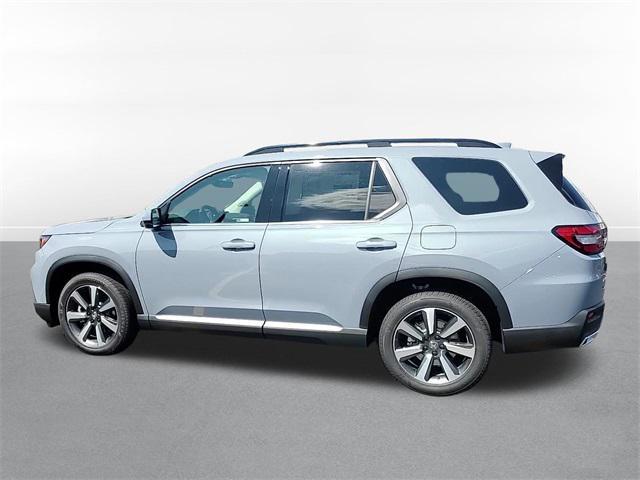 new 2025 Honda Pilot car, priced at $48,130