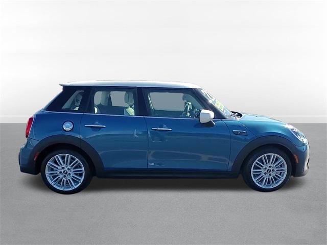 used 2022 MINI Hardtop car, priced at $25,000