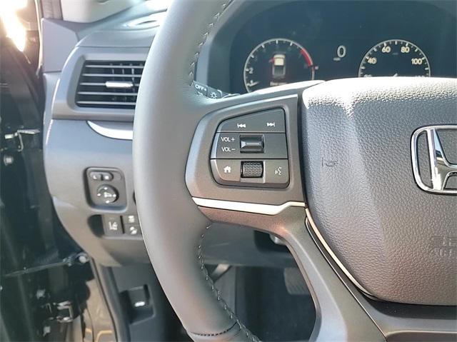 new 2025 Honda Ridgeline car, priced at $41,711